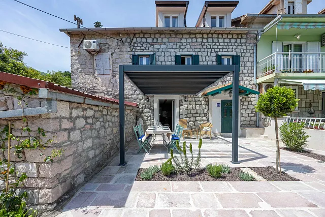 Vollständig renoviertes Steinhaus mit 3 Schlafzimmern und großer Terrasse, Đurići — photo 33