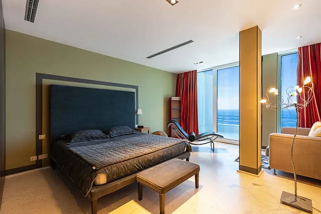 Elegantes Steinhaus mit Meerblick in der Nähe von Sveti Stefan — photo 14