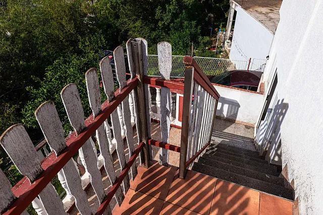 Gemütliches Haus mit Terrasse und Meerblick in Bar — photo 27