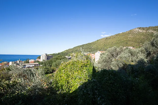 Duplex-Wohnung mit Mittelmeersicht in Petrovac, 104 m² — photo 4