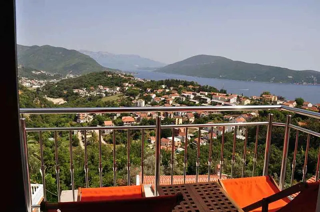 Haus in Herceg Novi — photo 31