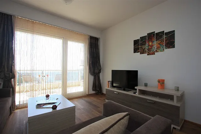 Wohnung in Rafailovici — photo 9