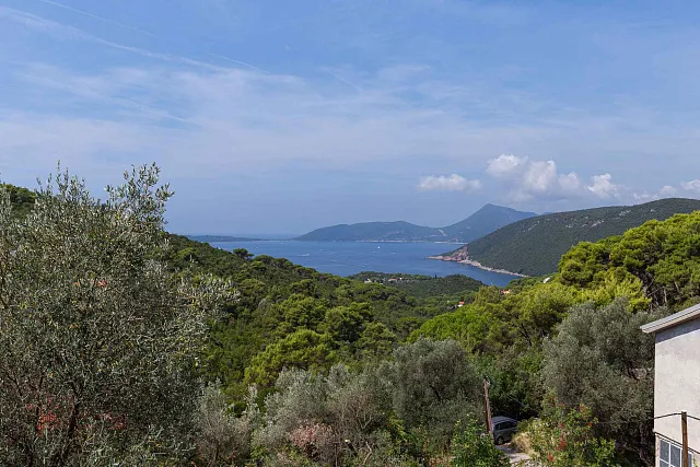 Elegantes Haus mit atemberaubendem Blick auf die Bucht von Kotor in Herceg Novi — photo 34