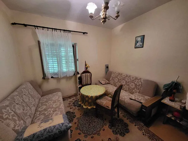 Haus in ruhiger Lage mit großem Grundstück