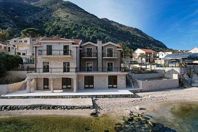 Eine luxuriöse dreistöckige Villa in erster Meereslinie in Kotor — photo 68