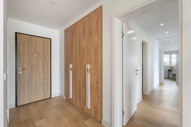 Zu verkaufen: Großzügige 3-Zimmer-Wohnung mit Meerblick und 40 m² großer Terrasse — photo 18