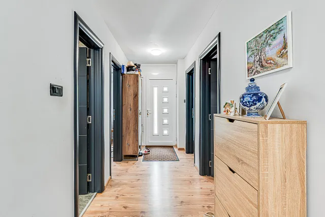 Renoviertes Haus mit 4 Schlafzimmern, 120 m², mit Blick auf die Altstadt von Kotor — photo 12