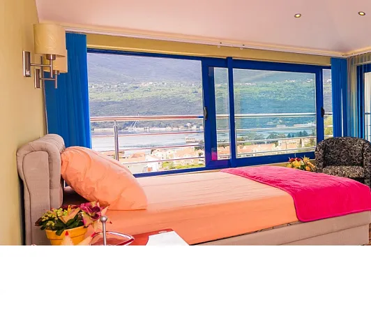 Villa mit Meerblick in Herceg Novi, Djenovici — photo 5
