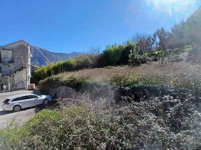 2.400 m² Baugrundstück in Stoliv, Kotor – Nähe Hyatt Hotel — photo 4