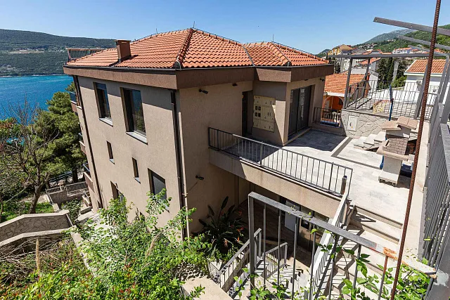 Ausgezeichnete Villa im Zentrum von Herceg Novi — photo 37