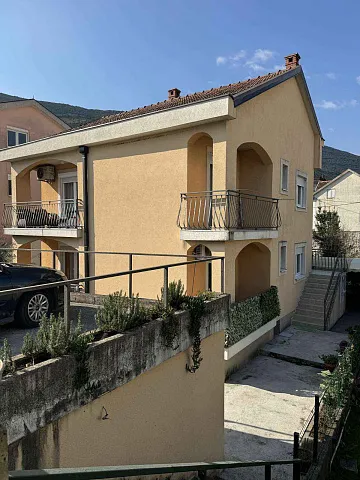 stanovi sutorina — photo 4