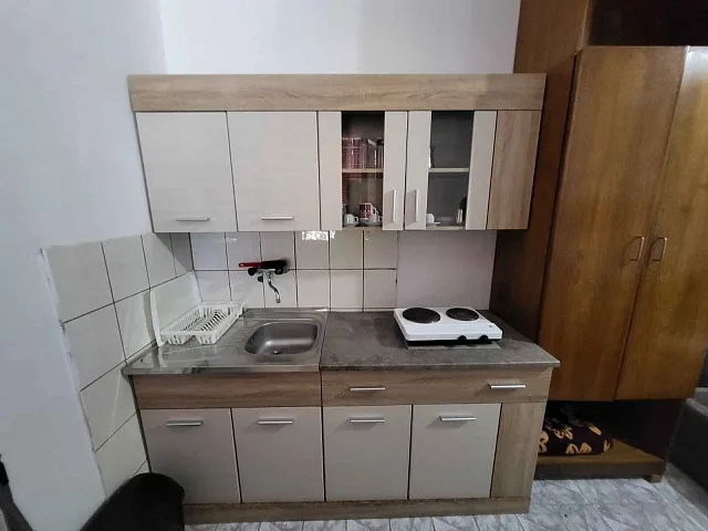 Hotel mit 16 Apartments in Buljarica — photo 12