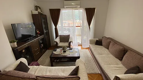 Apartment mit zwei Schlafzimmern und Meerblick in Budva