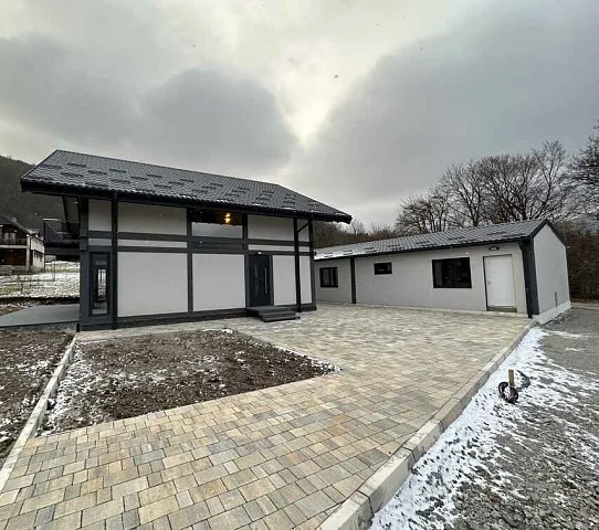 Zu verkaufen neue Villa in Kolasin in der Nähe des Skizentrums — photo 4