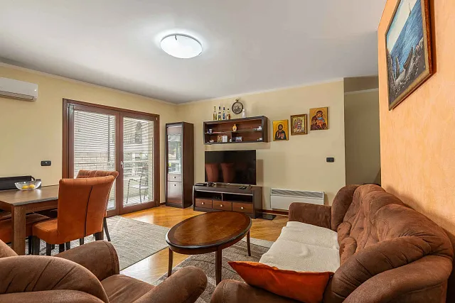 6752 Zwei Wohnungen je 57 m² in Rafailovići, erste Reihe — photo 8