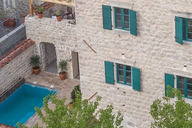 Mini-Hotel mit Swimmingpool in der Nähe von Kotor — photo 9