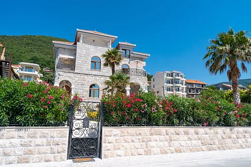 Luxusvilla in Bijela