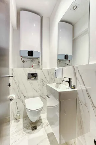 Luxuriös ausgestattete Wohnung in Bečići zu verkaufen – eine Gelegenheit, die man nicht verpassen sollte. — photo 18
