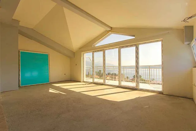 Apartments mit drei Schlafzimmern und Meerblick in Herceg Novi, Baosici — photo 4