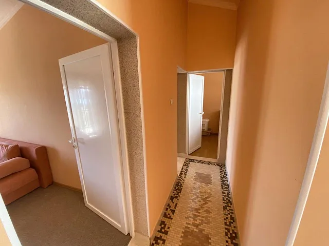 Attraktivt hus i Tivat med terrasser og havudsigt — photo 9