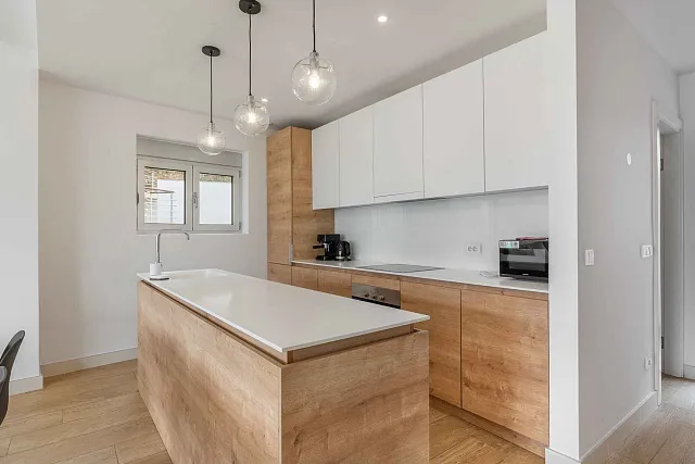Zu verkaufen: Großzügige 3-Zimmer-Wohnung mit Meerblick und 40 m² großer Terrasse — photo 15