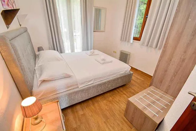 Hotel in der Nähe des Meeres in Kotor — photo 7