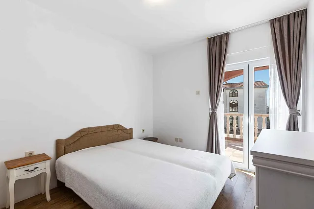 Zweizimmerwohnung in Pržno, 87m² — photo 8