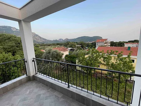 Wohnungen 40 und 50 m² in Buljarica