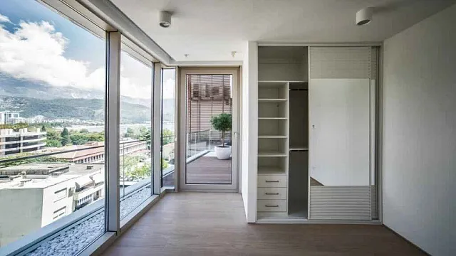 Luxurious apartment in Budvawith spectacular sea view — photo 5