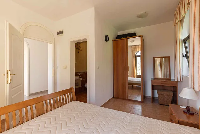 Gemütliche Wohnung in Bigovo direkt am Meer — mit Terrasse und Meerblick — photo 5