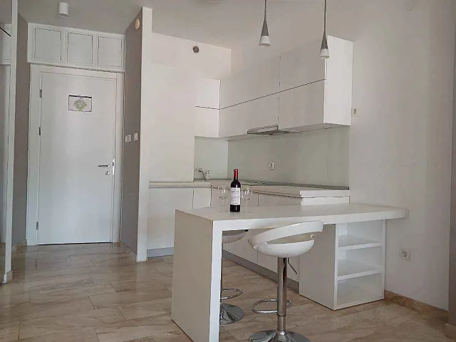 6253 Budva, Royal Suite Tre Canne